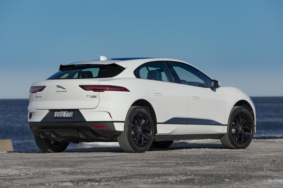  Jaguar I-Pace EV400 AWD SE 2018 года  (AU) (фото 17 из 40)